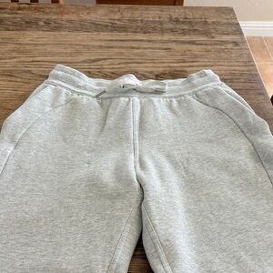 Lululemon sweats.